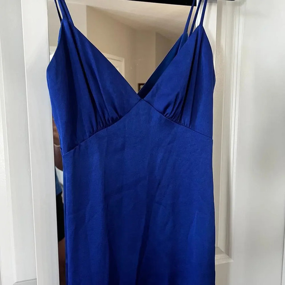 100 THEIA Plunge Necklune Midi Dress Size 2 Color Blue - Picture 4 of 8